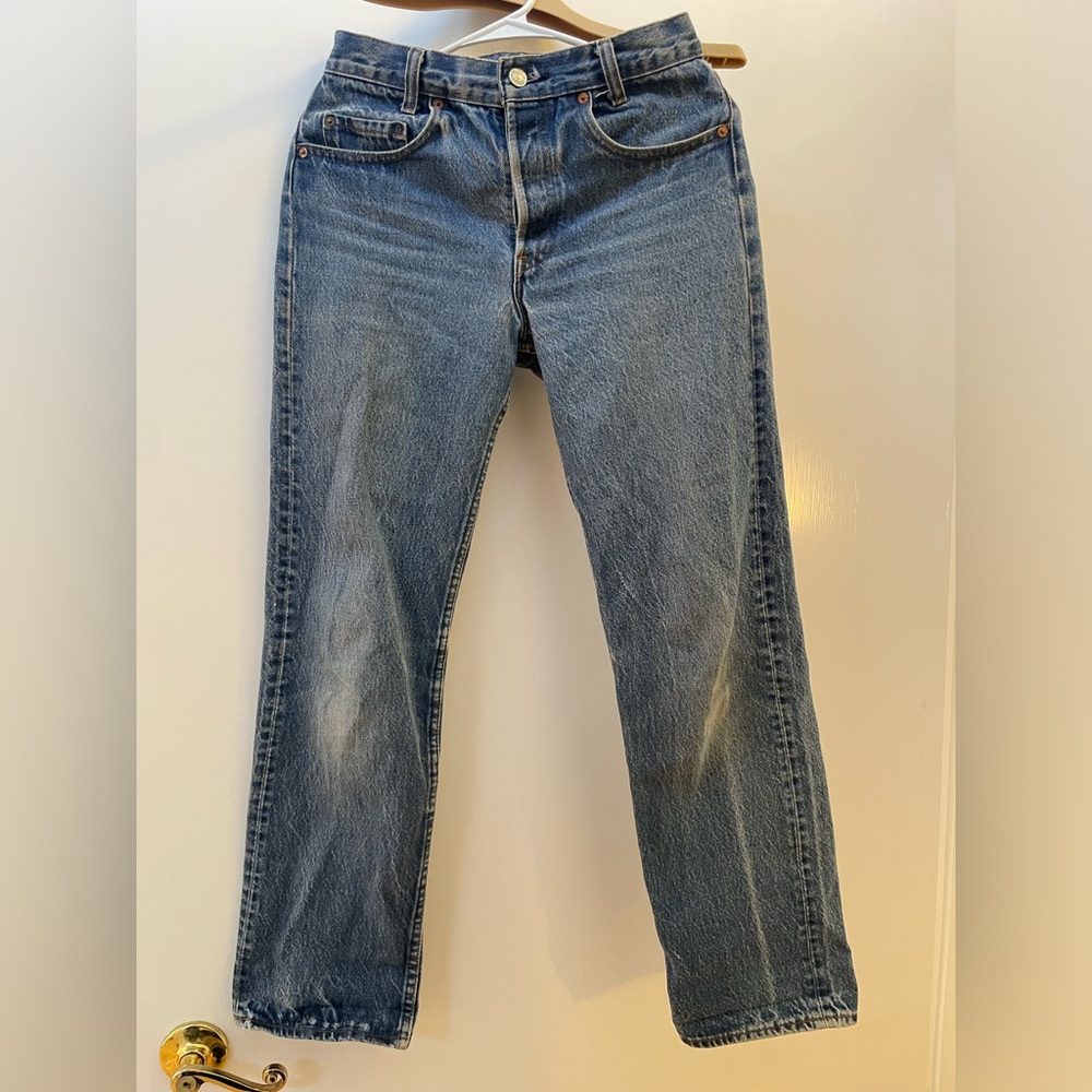 Vintage Levi’s blue Jeans 24W
